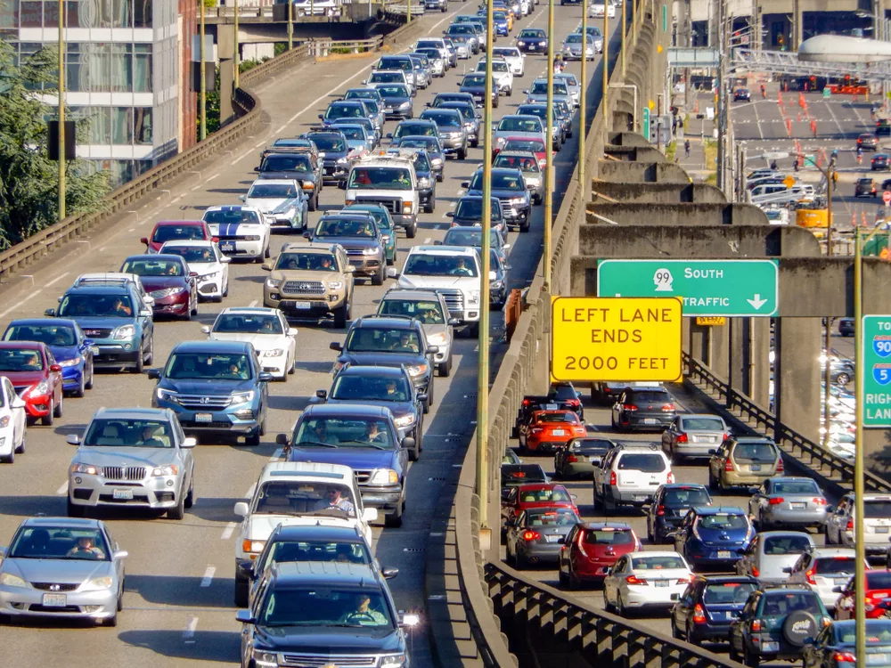Emissions deterioration of U.S. gasoline light-duty vehicles and trucks
